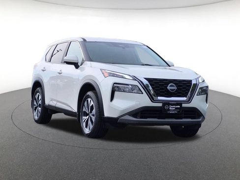 Used 2023 Nissan Rogue SV AWD/4WD image 3