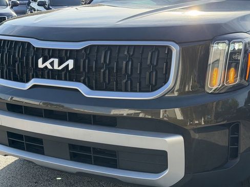 Certified 2024 Kia Telluride EX AWD/4WD image 11