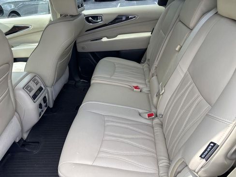 Used 2019 INFINITI QX60 Luxe w/ Sensory Package AWD/4WD image 8