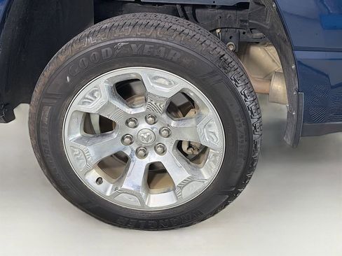 Used 2020 RAM 1500 Big Horn AWD/4WD image 33