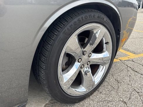 Used 2012 Dodge Challenger R/T RWD image 39