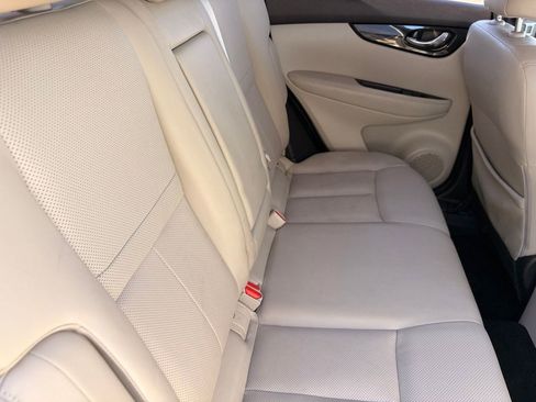 Certified 2022 Nissan Rogue Sport SL w/ Premium Package AWD/4WD image 14