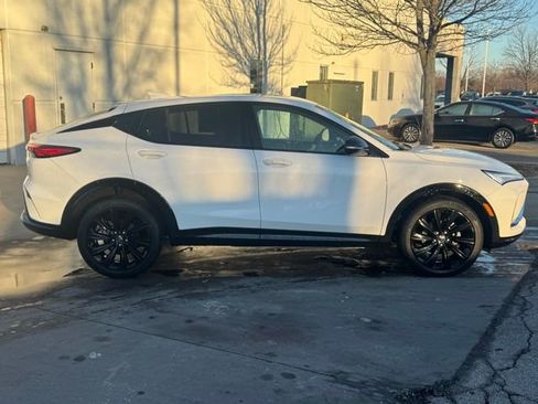 Used 2024 Buick Envista Sport Touring w/ Convenience I Package image 9