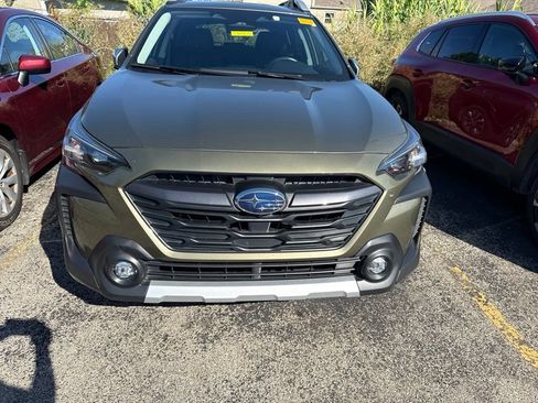 Used 2024 Subaru Outback Touring XT AWD/4WD image 4