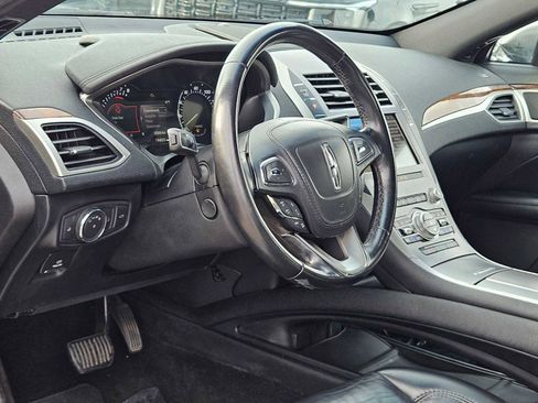 Used 2019 Lincoln MKZ Reserve image 2