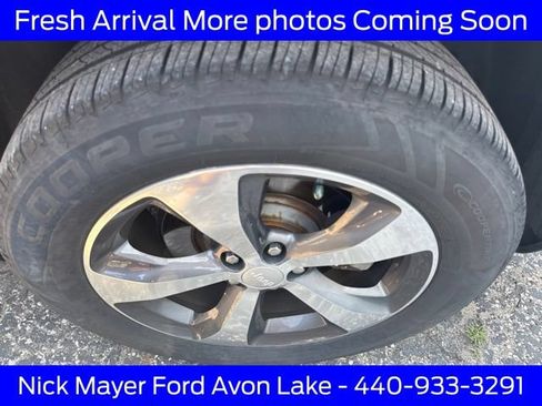 Used 2019 Jeep Cherokee Limited AWD/4WD image 13