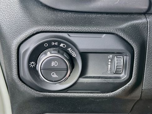 Used 2023 Jeep Gladiator Sport AWD/4WD image 10