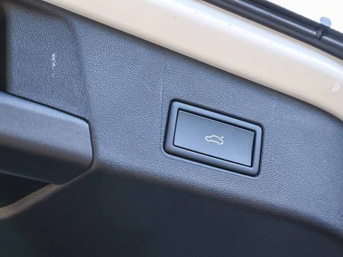 New 2025 Volkswagen ID.4 Pro S image 35