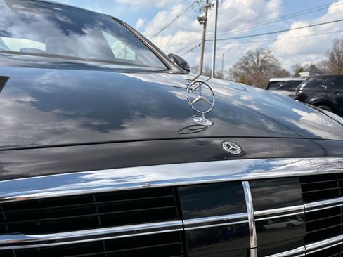 Used 2022 Mercedes-Benz S 580 4MATIC Sedan w/ AMG Line Package image 8