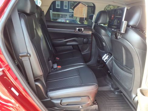Used 2023 Kia Sorento S w/ Panoramic Sunroof Package FWD image 15