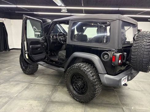 Used 2021 Jeep Wrangler Sport AWD/4WD image 40