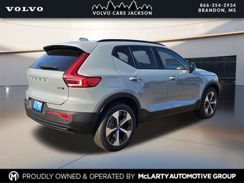New 2026 Volvo XC40 B5 Plus w/ Protection Package Premier image 4