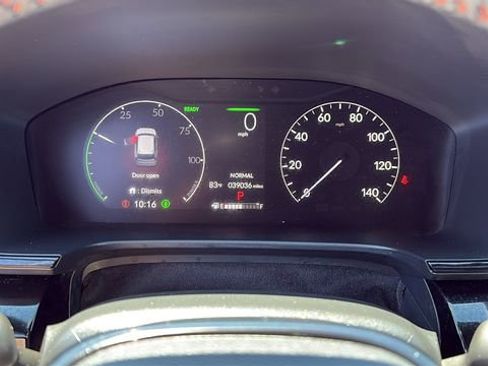 Used 2023 Honda CR-V Sport Touring image 16
