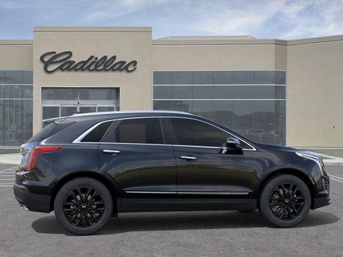 New 2026 Cadillac XT5 Luxury w/ LPO, ONYX Package image 5