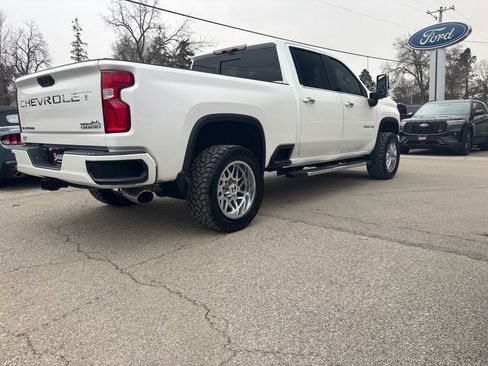 Used 2020 Chevrolet Silverado 2500 High Country w/ Z71 Off-Road Package image 5