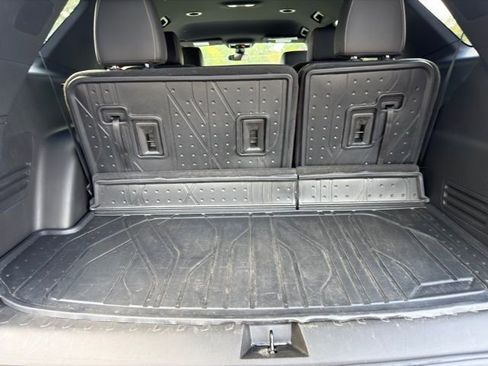 Used 2023 Chevrolet Traverse LT w/ LPO, Floor Liner Package image 10