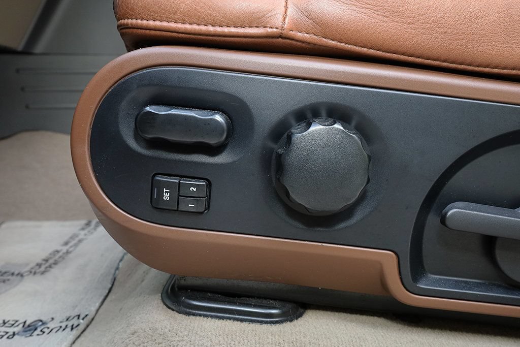 Used 2005 Ford F150 King Ranch RWD image 28