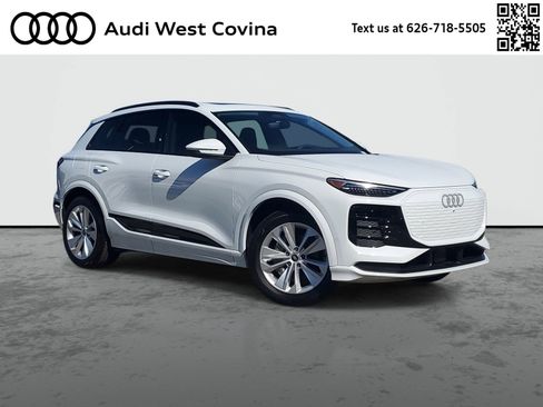 Used 2025 Audi Q6 e-tron Premium Plus w/ Premium Plus RWD image 1