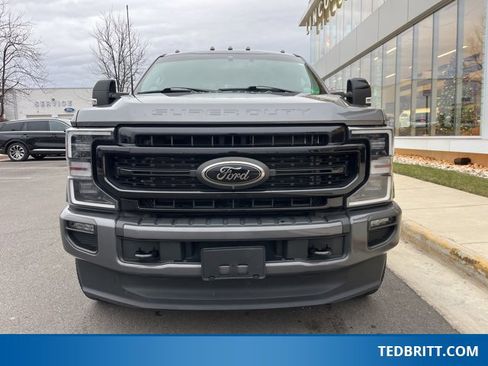 Used 2021 Ford F250 Lariat image 2