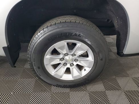 Used 2019 Chevrolet Silverado 1500 LT w/ All-Star Edition image 28