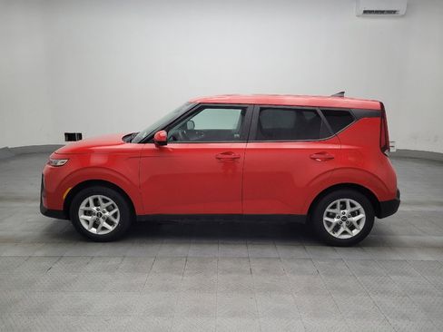 Used 2020 Kia Soul S image 2