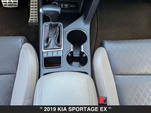 Used 2019 Kia Sportage EX w/ EX Sport Appearance Package AWD/4WD image 29