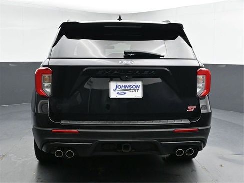 Used 2020 Ford Explorer ST w/ ST Street Pack image 13