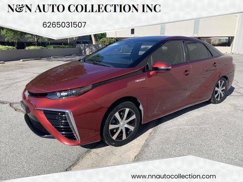 Used 2018 Toyota Mirai image 1