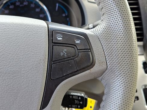 Used 2013 Toyota Sienna XLE FWD image 19