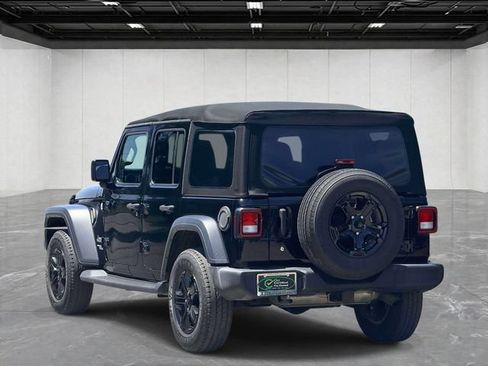 Used 2019 Jeep Wrangler Unlimited Sport S AWD/4WD image 7