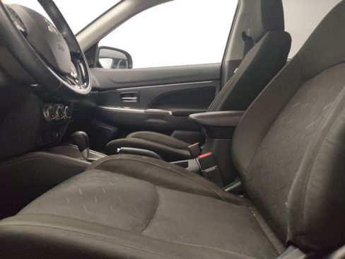 Used 2021 Mitsubishi Outlander Sport SE FWD image 17