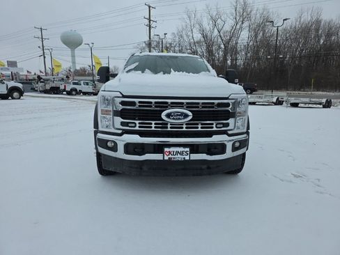 New 2025 Ford F550 4x4 Supercab Super Duty image 2