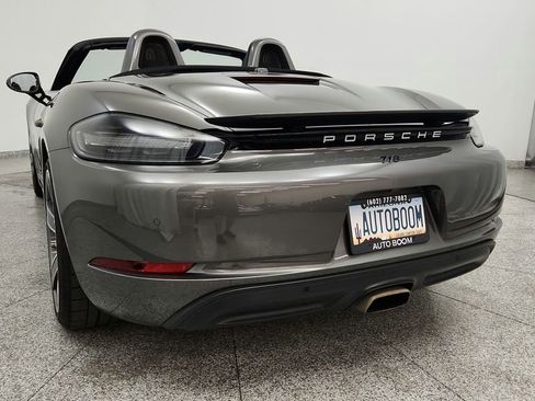 Used 2022 Porsche 718 Boxster RWD image 20