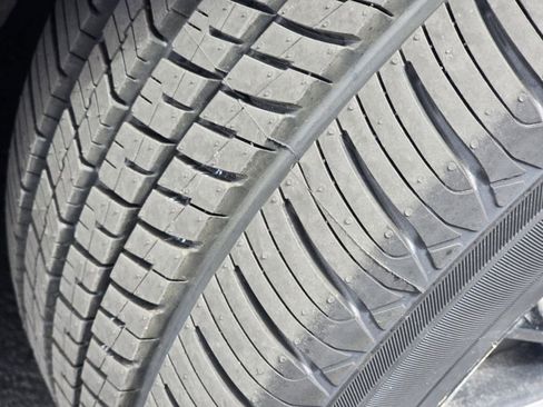 Used 2019 Toyota Camry SE w/ Audio Package image 23