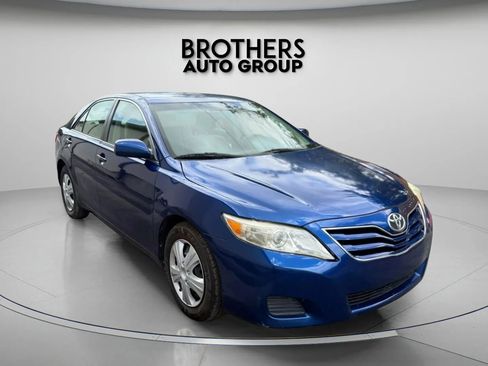 Used 2011 Toyota Camry LE w/ Fleet Convenience Pkg FWD image 6