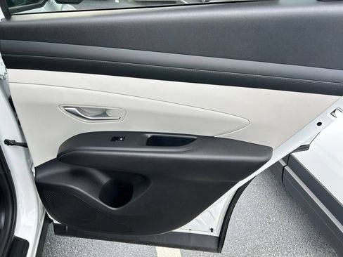 Used 2026 Hyundai Tucson SEL FWD image 44