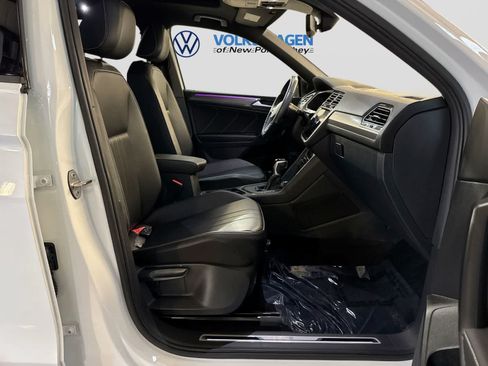 Used 2024 Volkswagen Tiguan SE R-Line FWD image 28