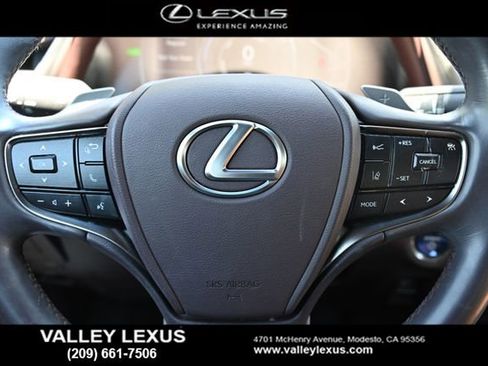 Used 2021 Lexus ES 300h w/ Premium Package FWD image 10