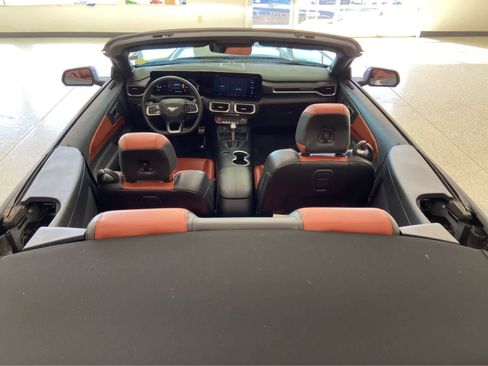 Used 2024 Ford Mustang GT Premium image 23