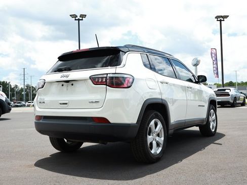 Used 2018 Jeep Compass Latitude AWD/4WD image 6