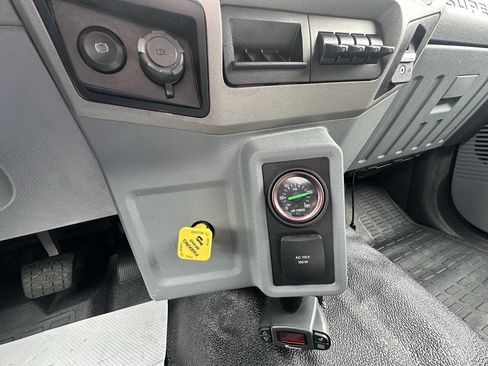 Used 2018 Ford F650 2WD Crew Cab Super Duty image 39