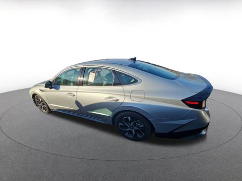 Used 2025 Hyundai Sonata SEL image 6