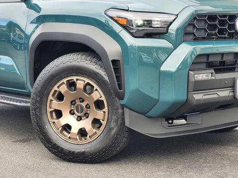 New 2026 Toyota 4Runner TRD Off-Road Premium AWD/4WD image 3