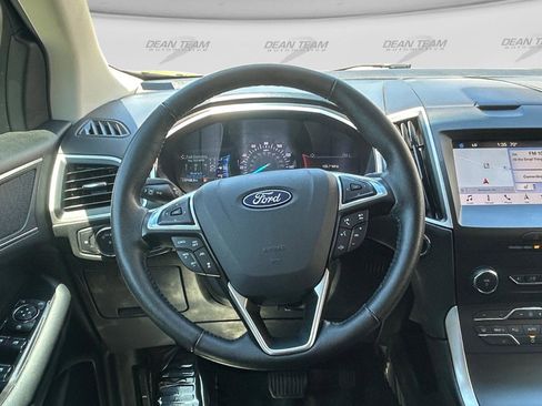 Used 2019 Ford Edge SEL w/ Equipment Group 201A FWD image 12