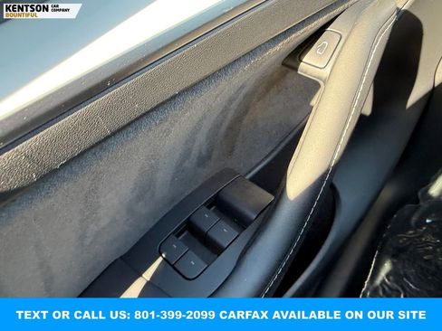 Used 2023 Tesla Model Y Long Range image 18