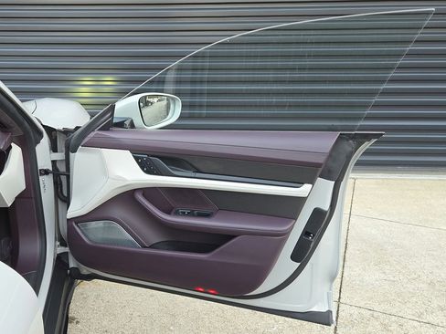 Certified 2025 Porsche Taycan Turbo image 20