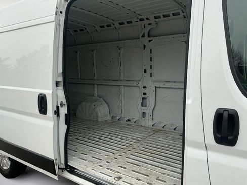 Used 2022 RAM ProMaster 3500 w/ Premium Convenience Group (B) image 19