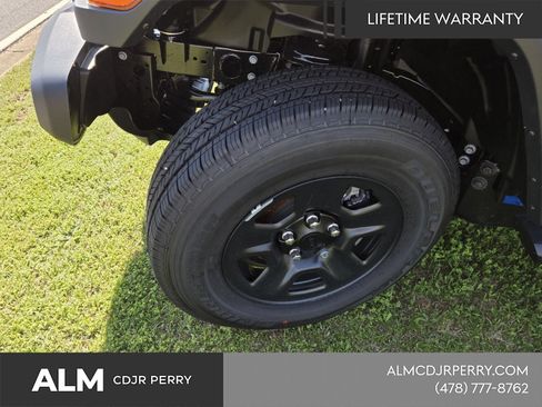 New 2026 Jeep Gladiator Sport AWD/4WD image 3