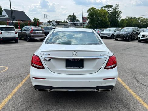 Used 2017 Mercedes-Benz E 300 4MATIC image 6
