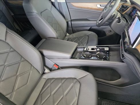 New 2026 Volkswagen Atlas SE FWD image 12